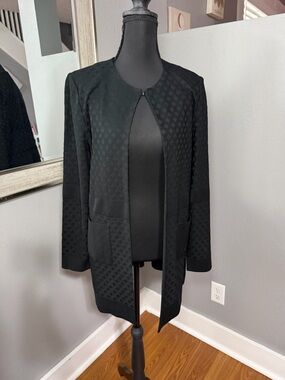 Ming Wang textured geometric print cardigan jacket hook closure medium.